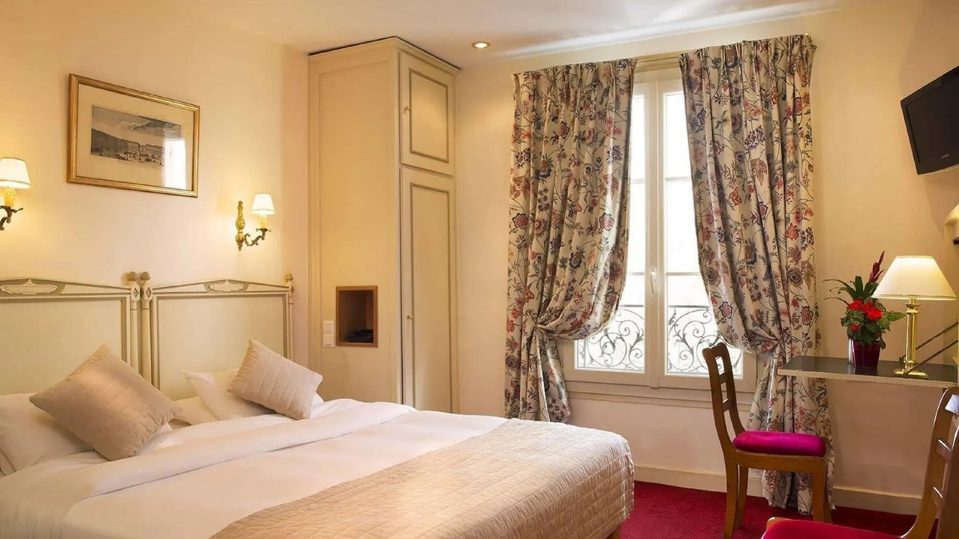 Отель De Suede Saint Germain 4*